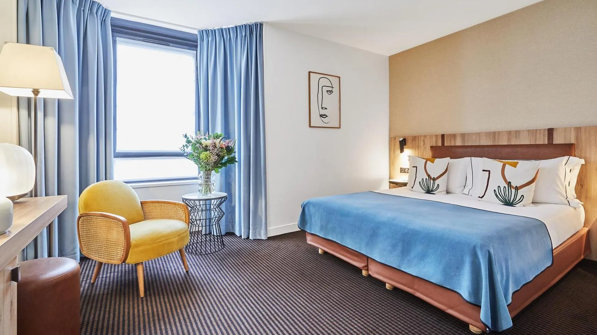 Plaza Tour Eiffel 4*